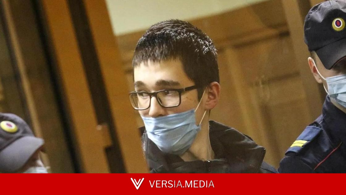 «Ты больше не дочь»: отец молодой жены Галявиева, который убил 9 человек, отказался от нее, узнав о свадьбе со стрелком