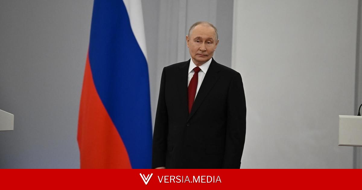 Владимир Путин на прощании с бывшим министром обороны Сергеем Ивановым — видео