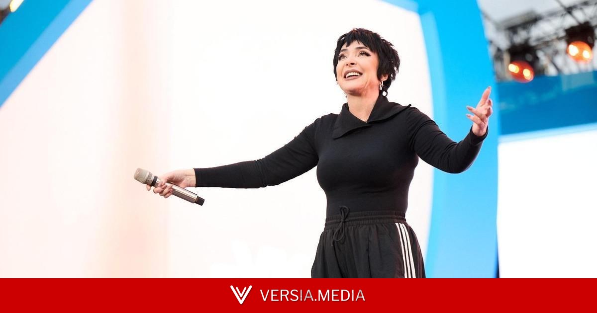 «Я к вам вышла, как Московский пенсионный фонд»: Лолита дала жару на VK Fest