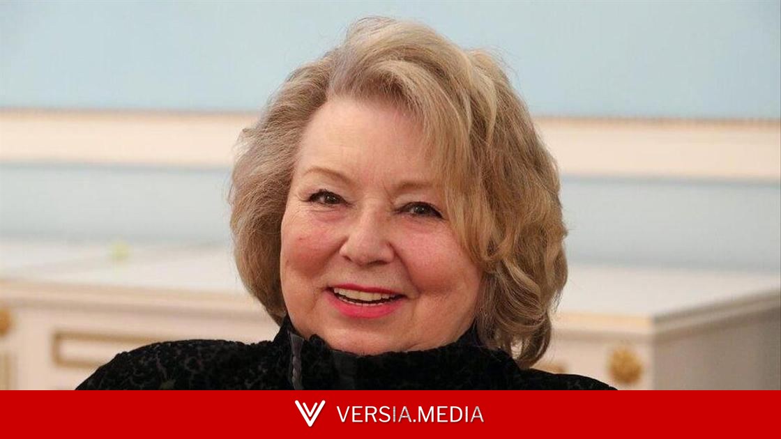 «Это игра без правил!»: Тарасова возмущена, что фигуристов допустили на международную арену без флага и гимна