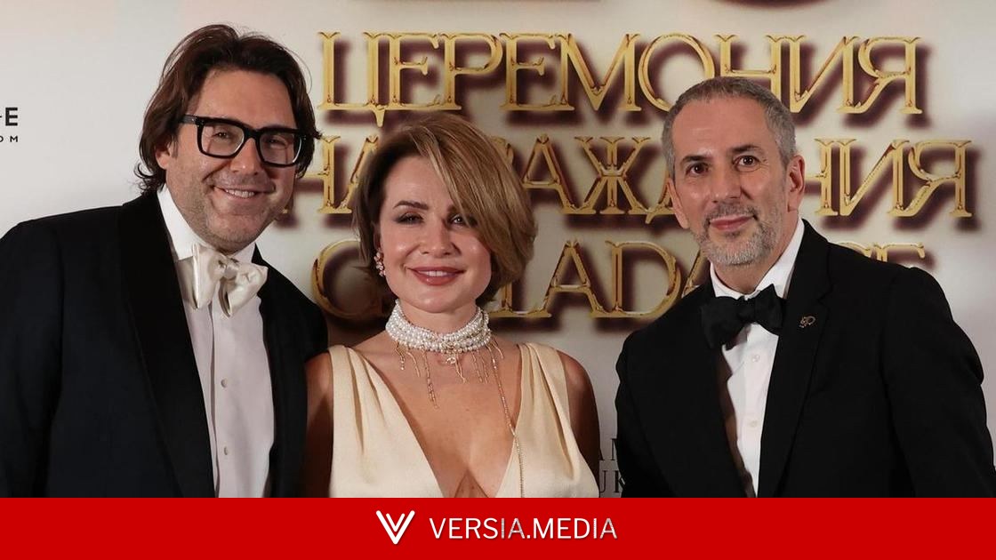 GallaDance передал 1 млн рублей Федерации спортивных танцев на колясках на юбилейной церемонии в The Carlton Moscow