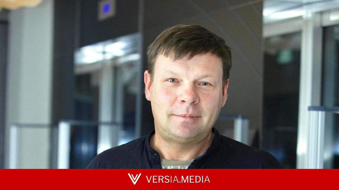 Разошелся во взглядах с Лазаревой* и Шацем** и ушел с ТВ. Где сейчас звезда «33 квадратных метров» Андрей Бочаров